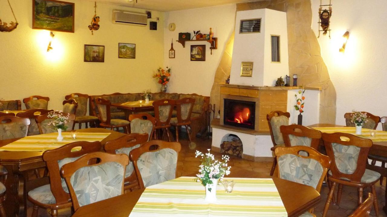 4-Bettzimmer Saechsische Schweiz Mittelndorf Buitenkant foto