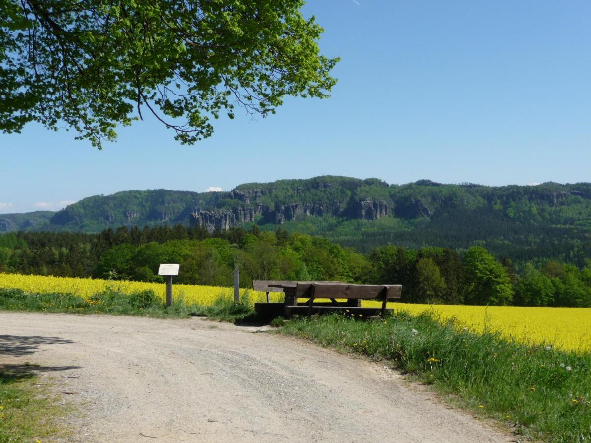 4-Bettzimmer Saechsische Schweiz Mittelndorf Buitenkant foto